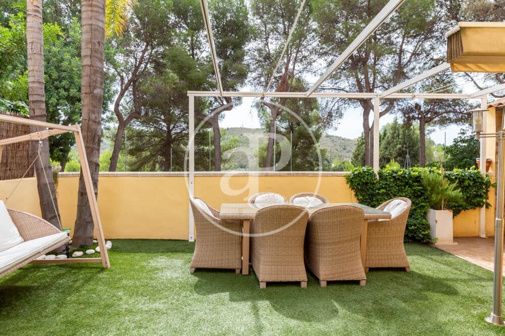 4 chambre Villa/Maison à vendre à Godelleta avec piscine - 319 000 € (Ref: 10034075)