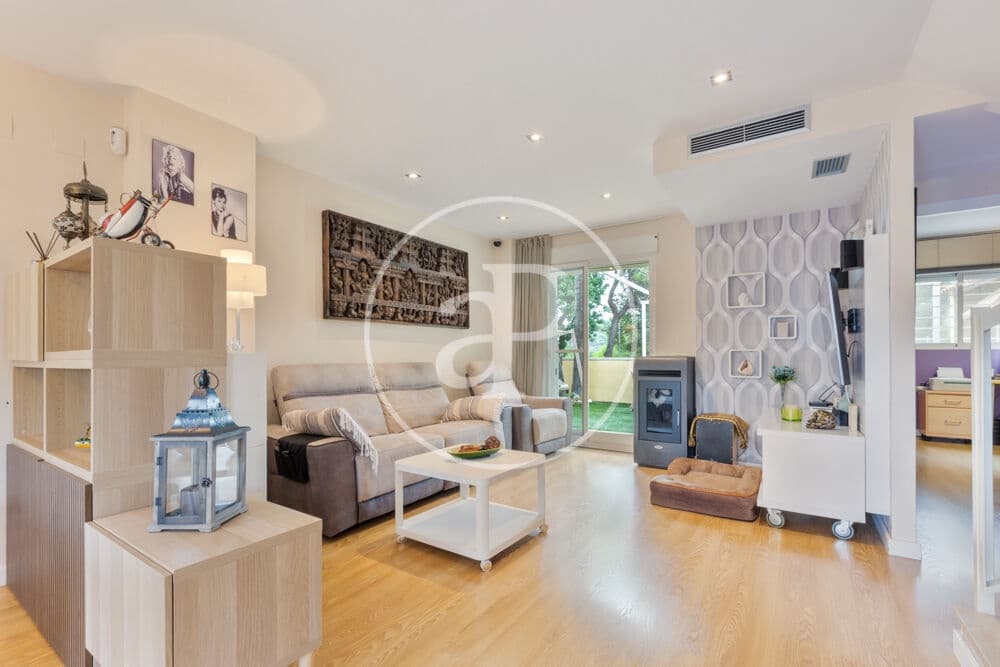 4 chambre Villa/Maison à vendre à Godelleta avec piscine - 319 000 € (Ref: 10034075)