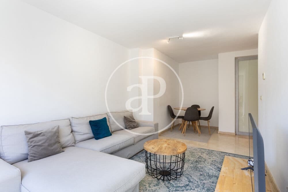 2 soverom Leilighet til leie i Valencia by med svømmebasseng - € 1 600 (Ref: 10035475)