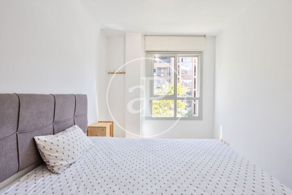 2 soverom Leilighet til leie i Valencia by med svømmebasseng - € 1 600 (Ref: 10035475)