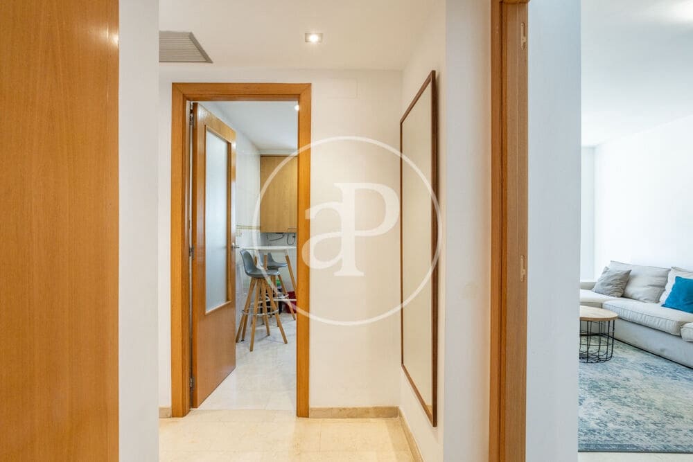2 soverom Leilighet til leie i Valencia by med svømmebasseng - € 1 600 (Ref: 10035475)