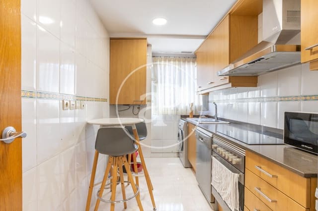Apartamento de 2 habitaciones en Sant Pau, València ciudad en alquiler - 1.600 € (Ref: 10035475)