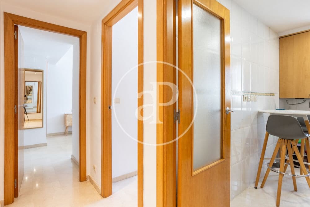 2 soverom Leilighet til leie i Valencia by med svømmebasseng - € 1 600 (Ref: 10035475)