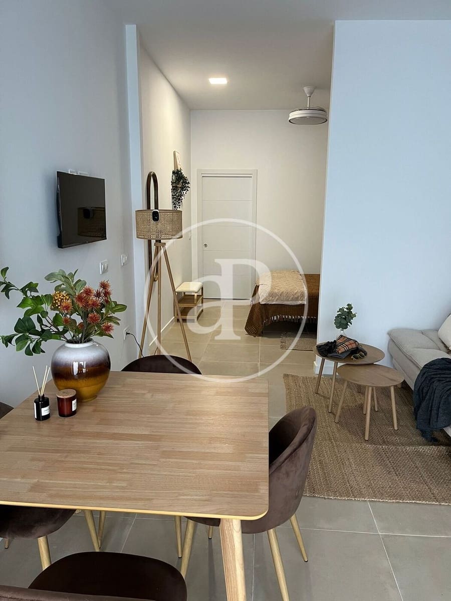 1 soveværelse Villa til leje i Valencia by - € 1.150 (Ref: 10037521)