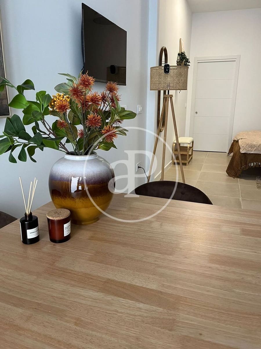 1 soveværelse Villa til leje i Valencia by - € 1.150 (Ref: 10037521)