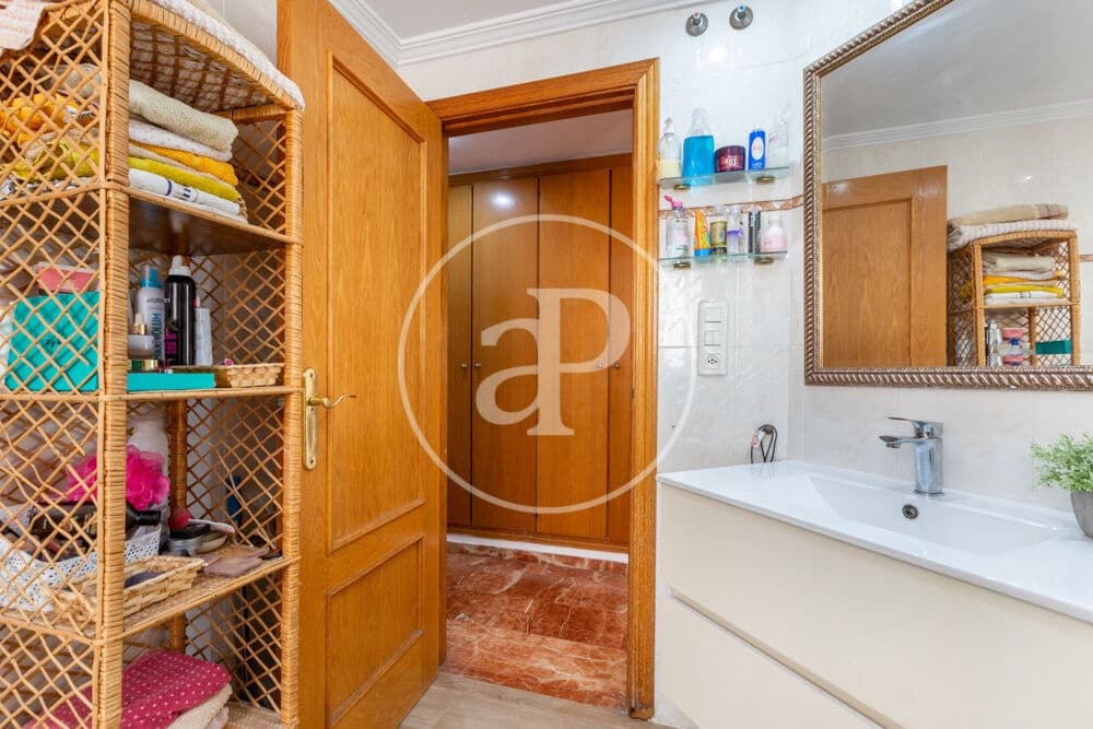 5 slaapkamer Penthouse te koop in Valencia stad - € 650.000 (Ref: 10037522)