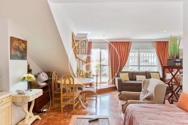 5 Zimmer Penthouse zu verkaufen in Trinitat, València Stadt - 650.000 € (Ref: 10037522)