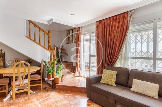 5 Zimmer Penthouse zu verkaufen in Trinitat, València Stadt - 650.000 € (Ref: 10037522)