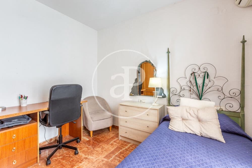 5 slaapkamer Penthouse te koop in Valencia stad - € 650.000 (Ref: 10037522)