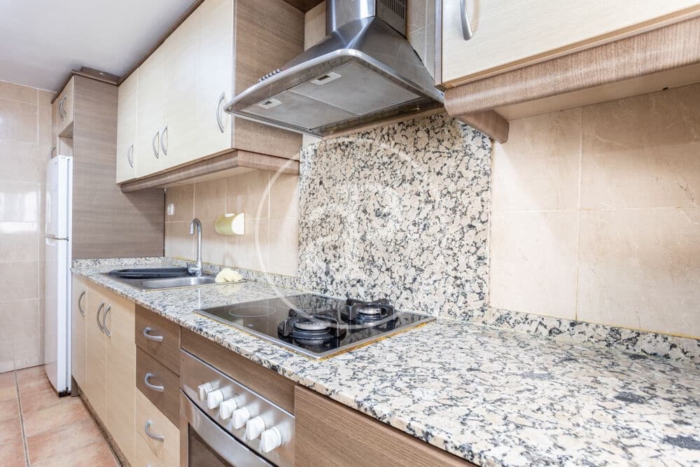 3 sypialnia Apartament do wynajęcia w Miasto Walencja - 1 200 € (Ref: 10037523)