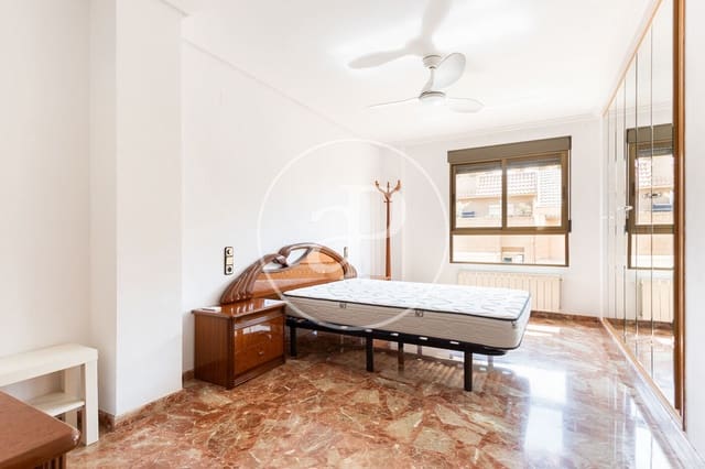 4 sovrum Lägenhet att hyra i Patraix, Valencia stad - 1 700 € (Ref: 10041238)