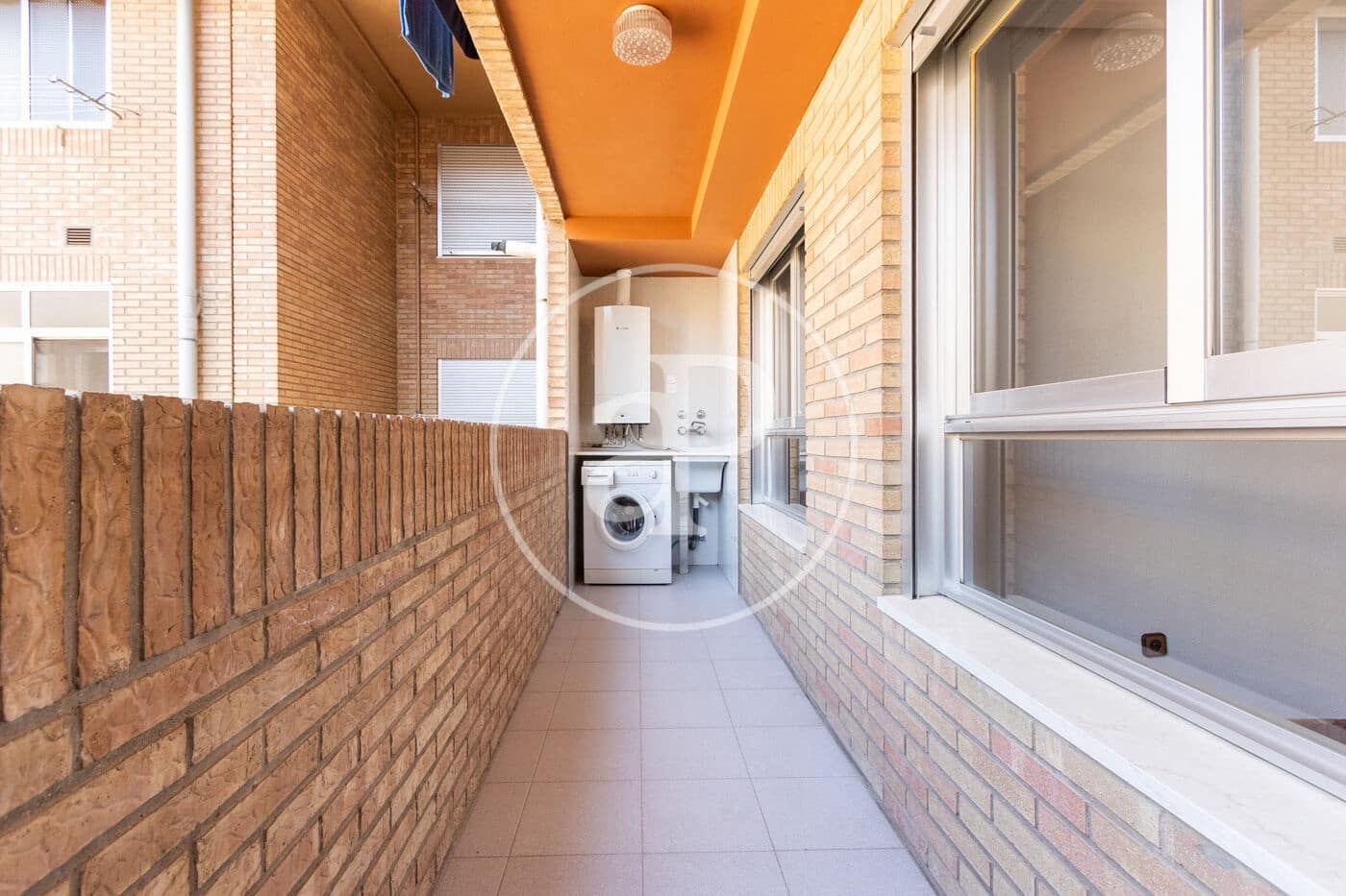 4 sovrum Lägenhet att hyra i Valencia stad - 1 700 € (Ref: 10041238)