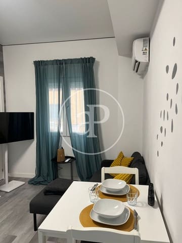 1 bedroom Apartment for rent in Benicalap, Valencia city - € 1,200 (Ref: 10041240)