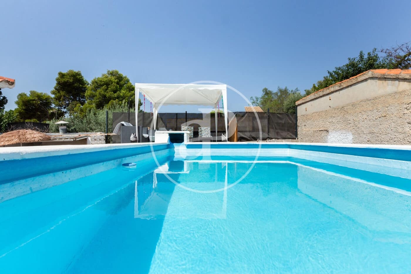 3 sovrum Villa till salu i La Pobla de Vallbona med pool - 350 000 € (Ref: 10043124)