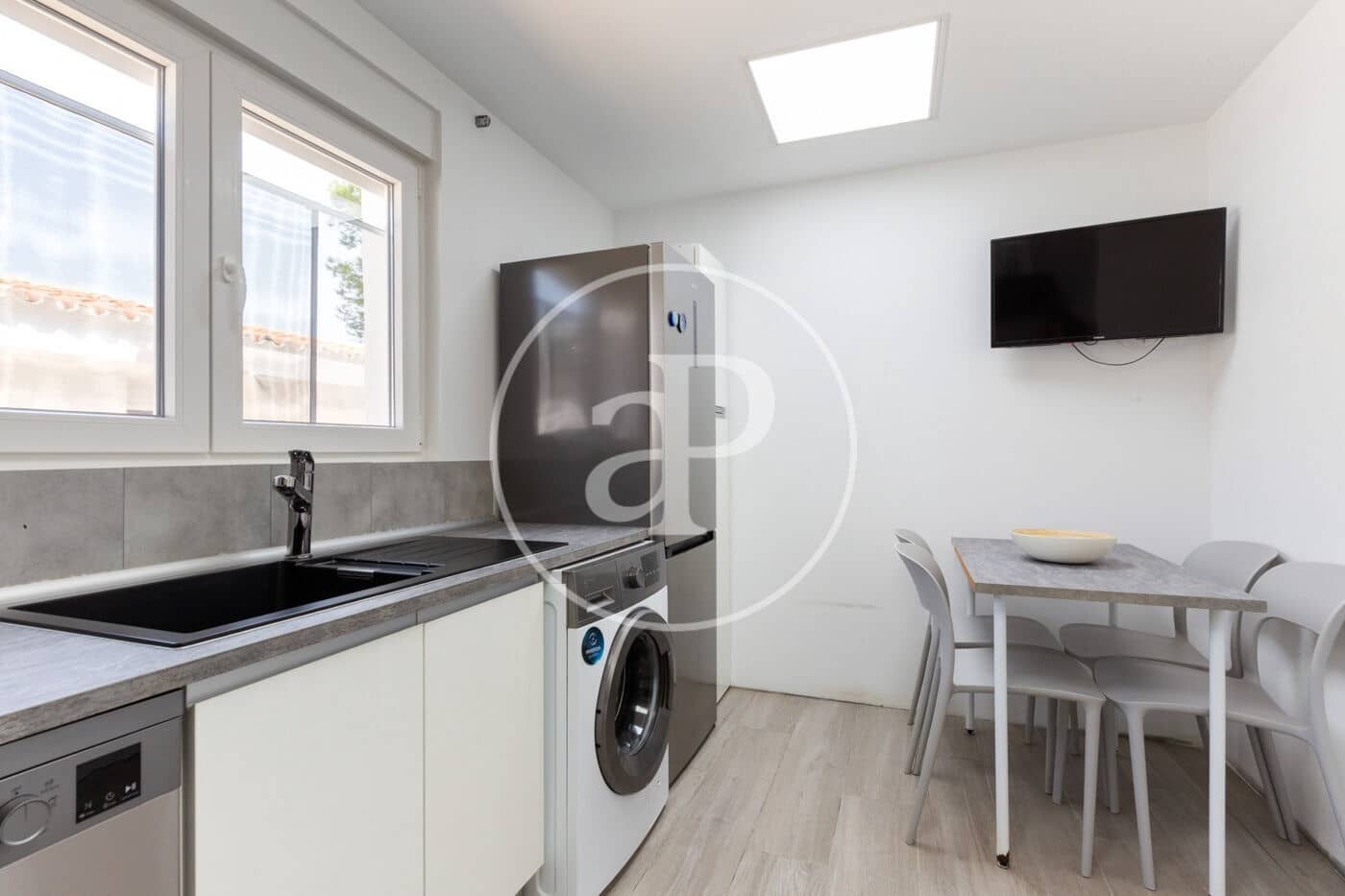 3 sovrum Villa till salu i La Pobla de Vallbona med pool - 350 000 € (Ref: 10043124)
