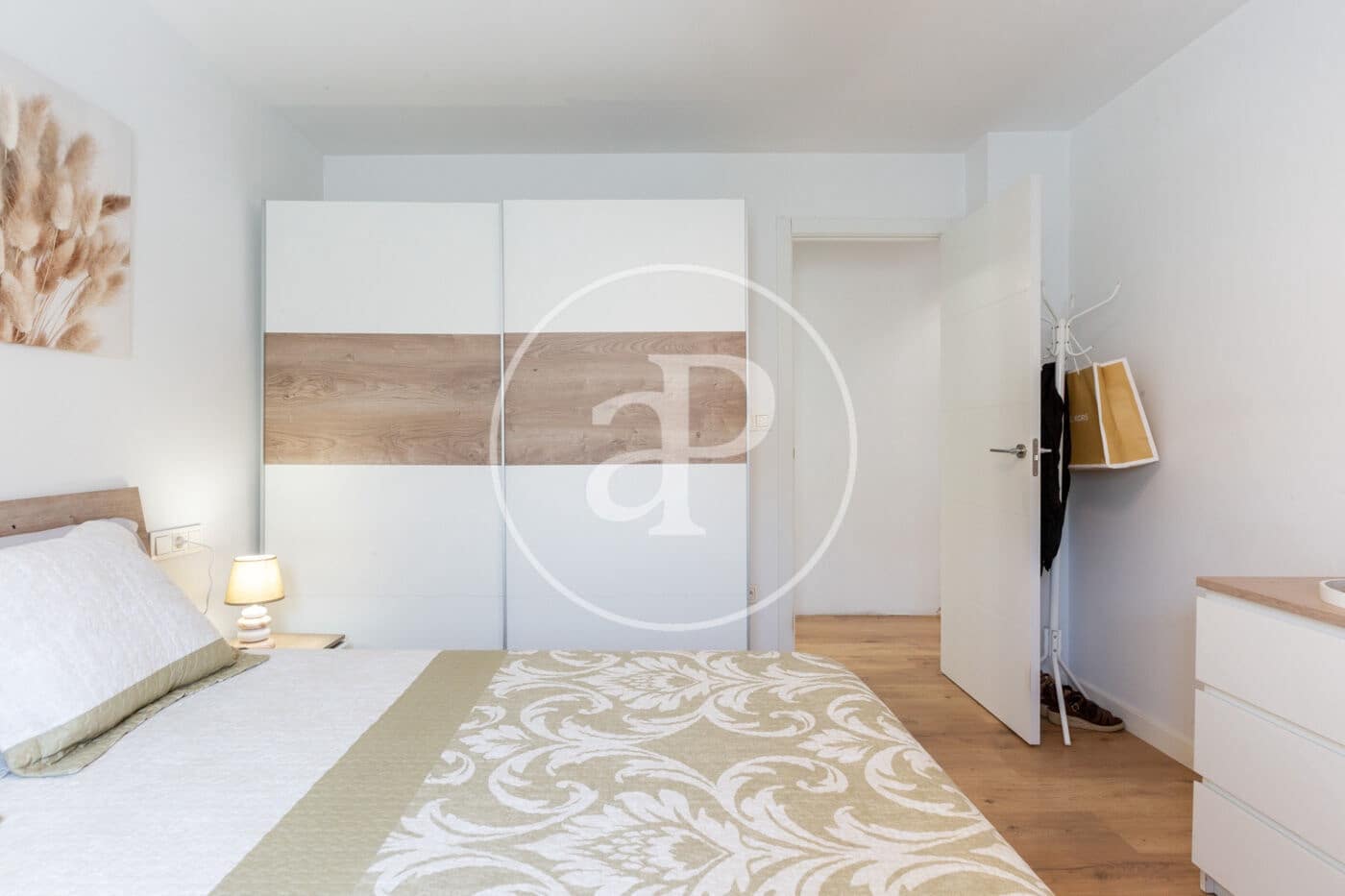 3 sovrum Villa till salu i La Pobla de Vallbona med pool - 350 000 € (Ref: 10043124)