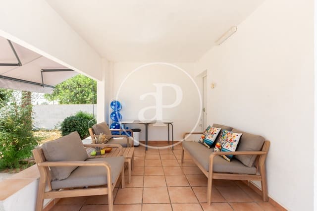 3 sovrum Villa till salu i La Pobla de Vallbona med pool - 350 000 € (Ref: 10043124)