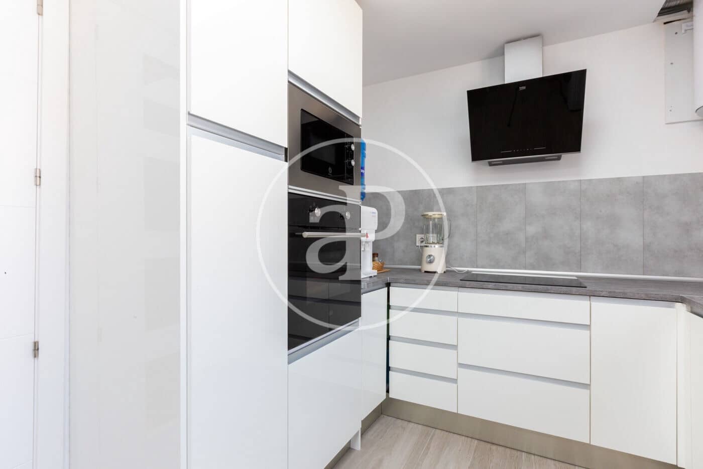 3 sovrum Villa till salu i La Pobla de Vallbona med pool - 350 000 € (Ref: 10043124)