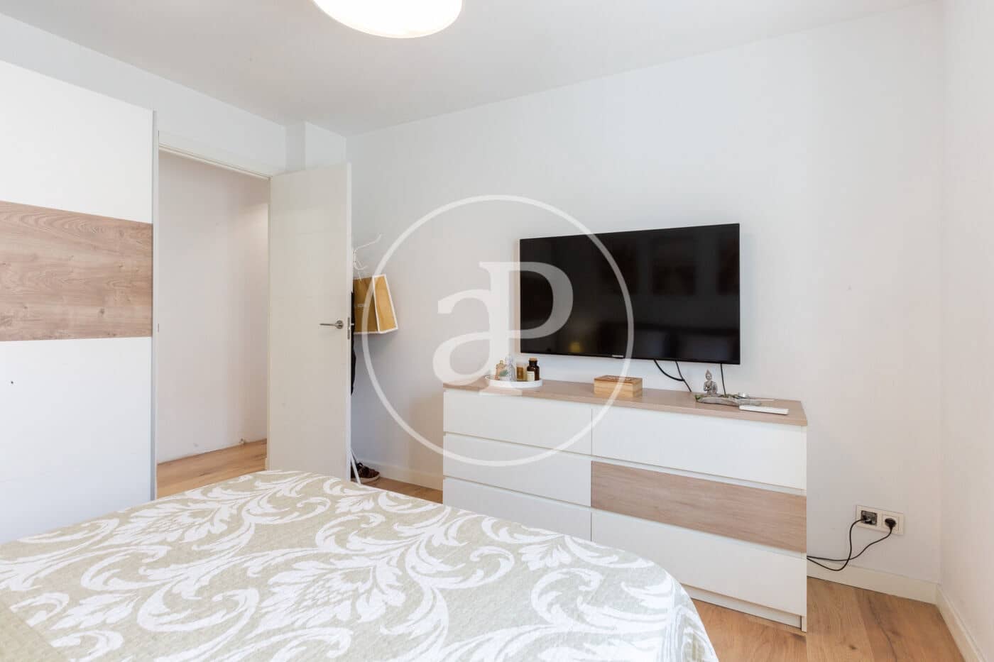3 sovrum Villa till salu i La Pobla de Vallbona med pool - 350 000 € (Ref: 10043124)
