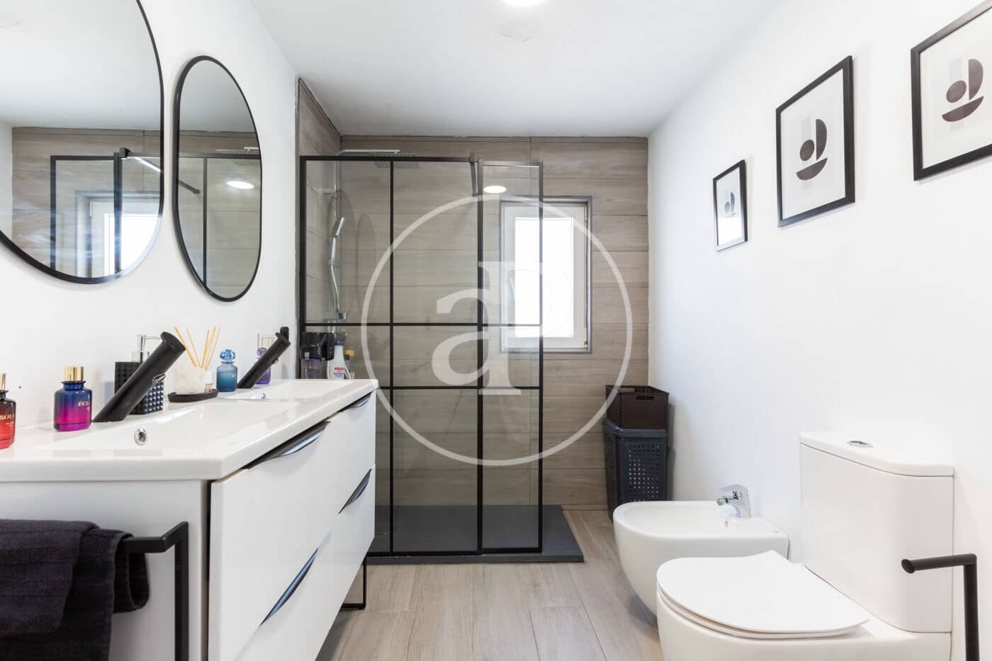 3 sovrum Villa till salu i La Pobla de Vallbona med pool - 350 000 € (Ref: 10043124)