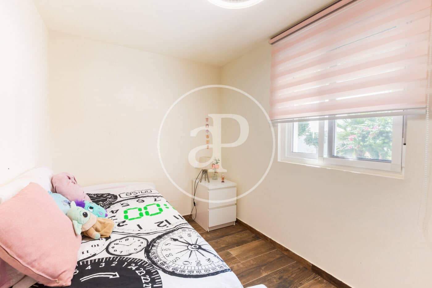3 sovrum Villa till salu i La Pobla de Vallbona med pool - 350 000 € (Ref: 10043124)