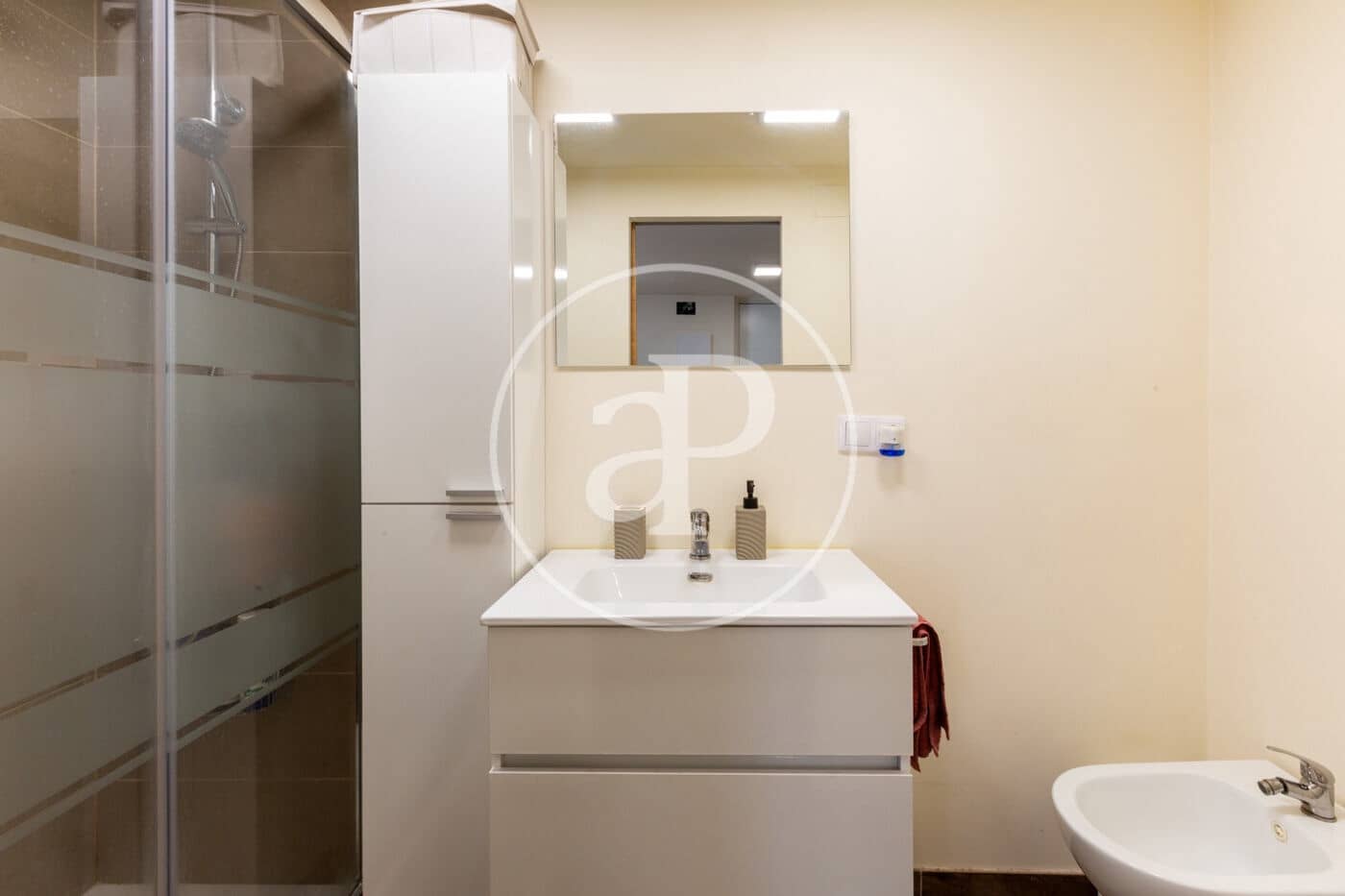 3 sovrum Villa till salu i La Pobla de Vallbona med pool - 350 000 € (Ref: 10043124)