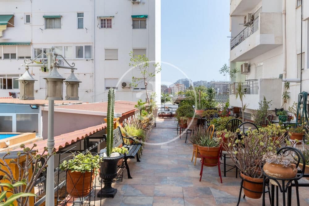 2 Zimmer Apartment zu verkaufen in Valencia Stadt mit Pool - 1.000.000 € (Ref: 10044908)