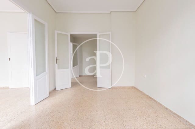 Apartamento de 4 habitaciones en La Gran Via, València ciudad en alquiler - 2.300 € (Ref: 10044909)