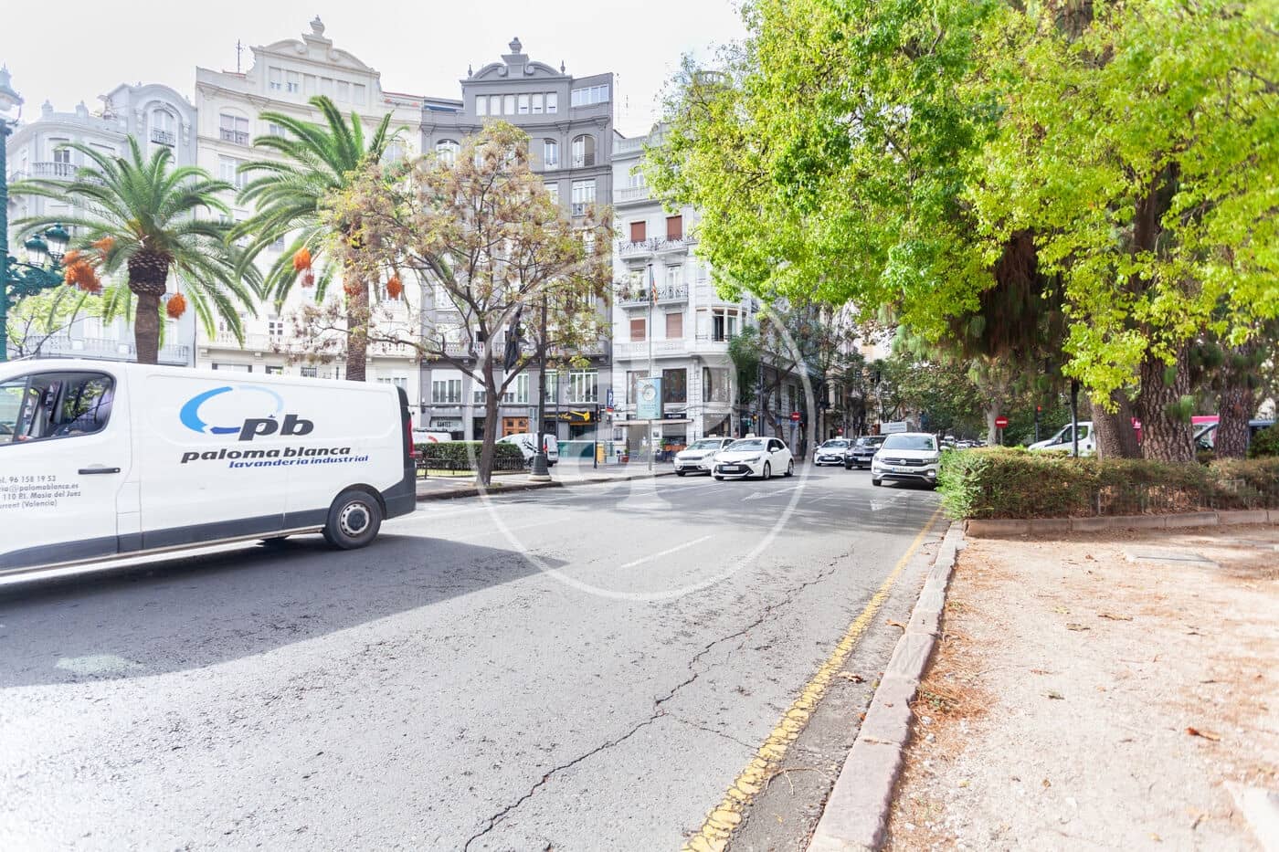 Apartamento de 4 habitaciones en València ciudad en alquiler - 2.300 € (Ref: 10044909)