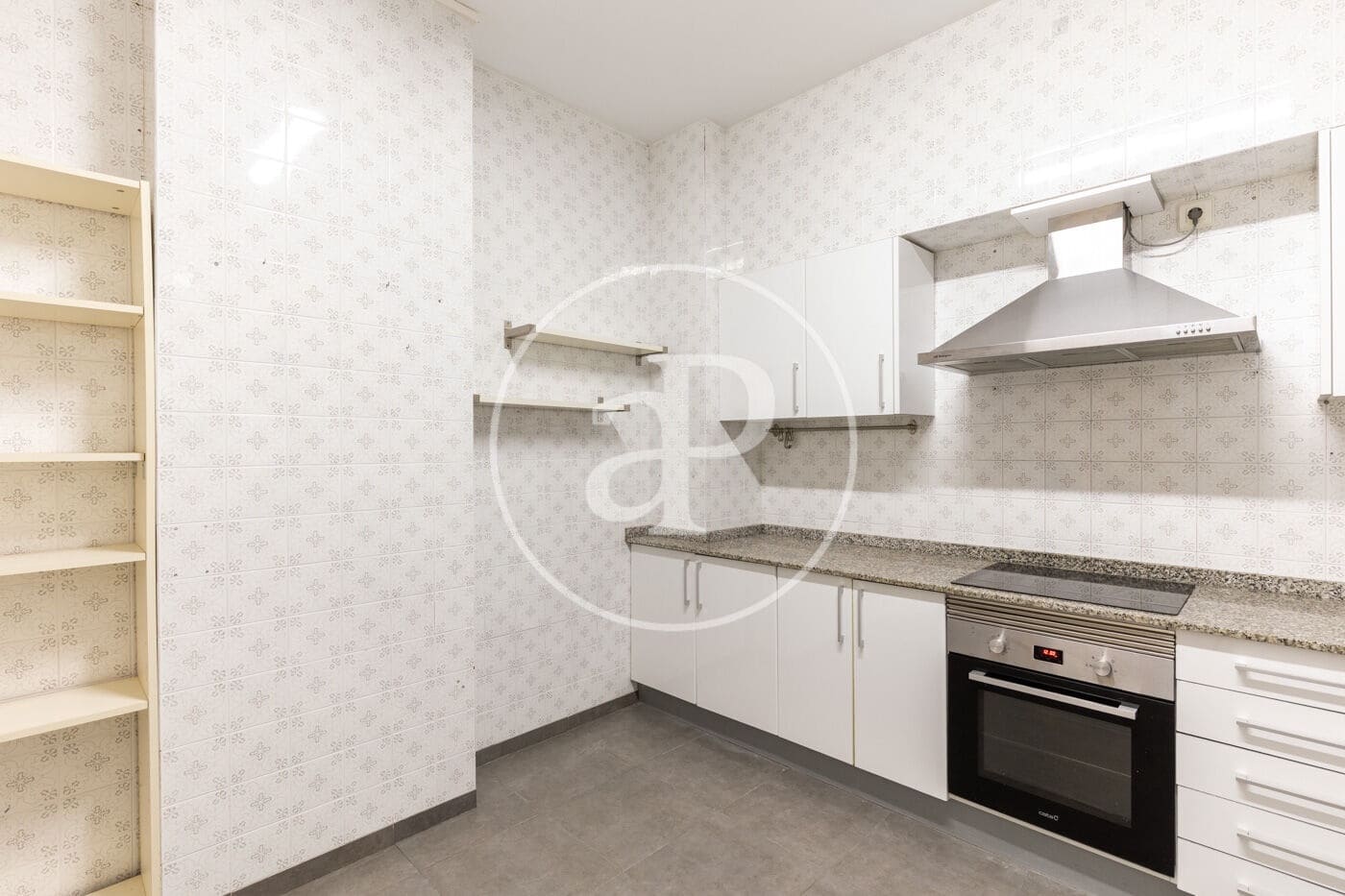 4 bedroom Apartment for rent in Valencia city - € 2,300 (Ref: 10044909)