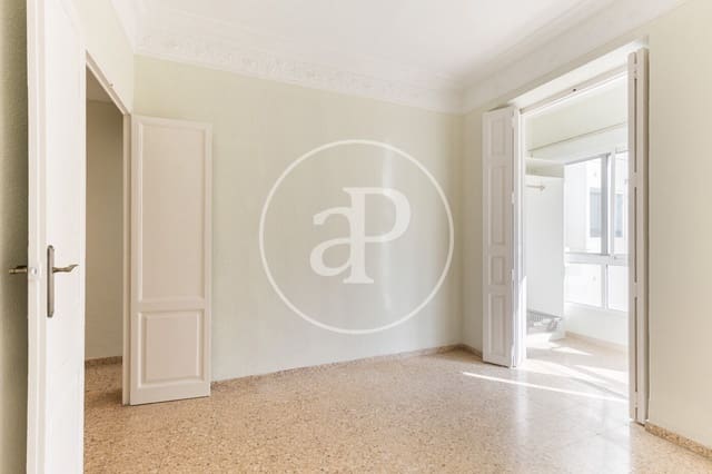 4 slaapkamer Appartement te huur in La Gran Via, Valencia stad - € 2.300 (Ref: 10044909)