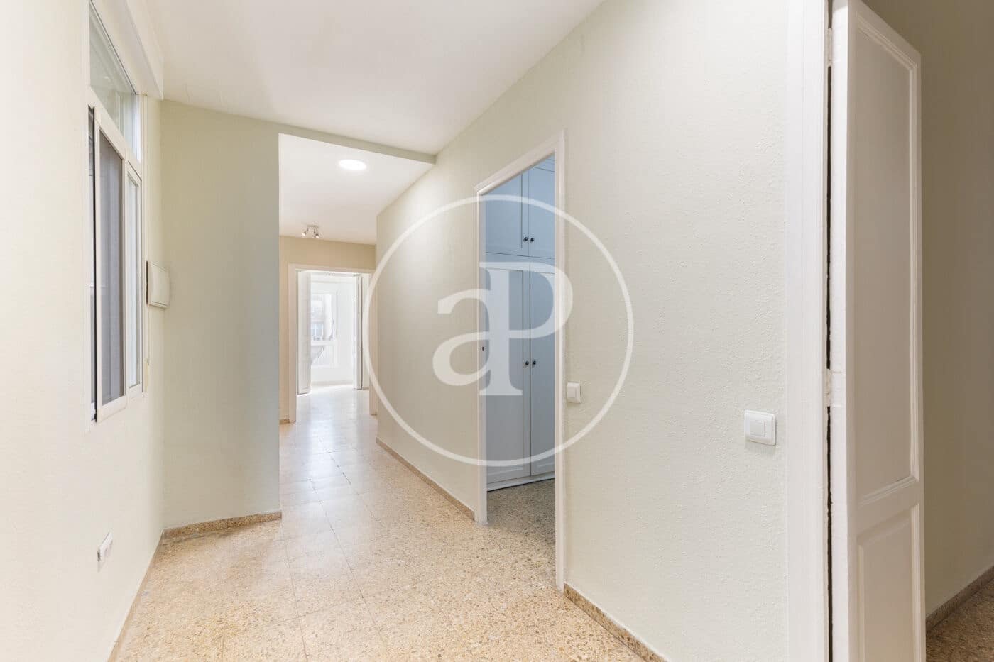 4 bedroom Apartment for rent in Valencia city - € 2,300 (Ref: 10044909)