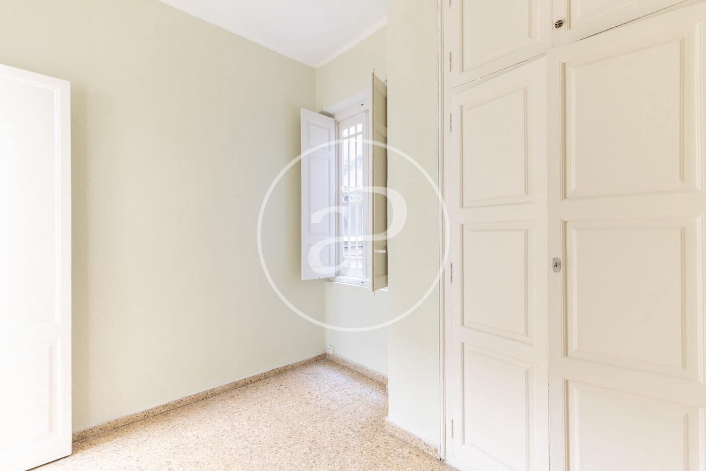 4 bedroom Apartment for rent in Valencia city - € 2,300 (Ref: 10044909)