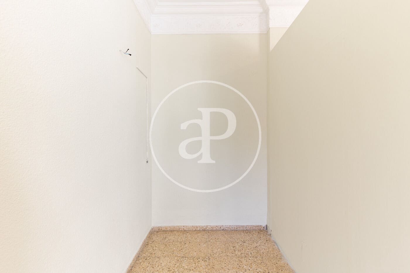 4 bedroom Apartment for rent in Valencia city - € 2,300 (Ref: 10044909)