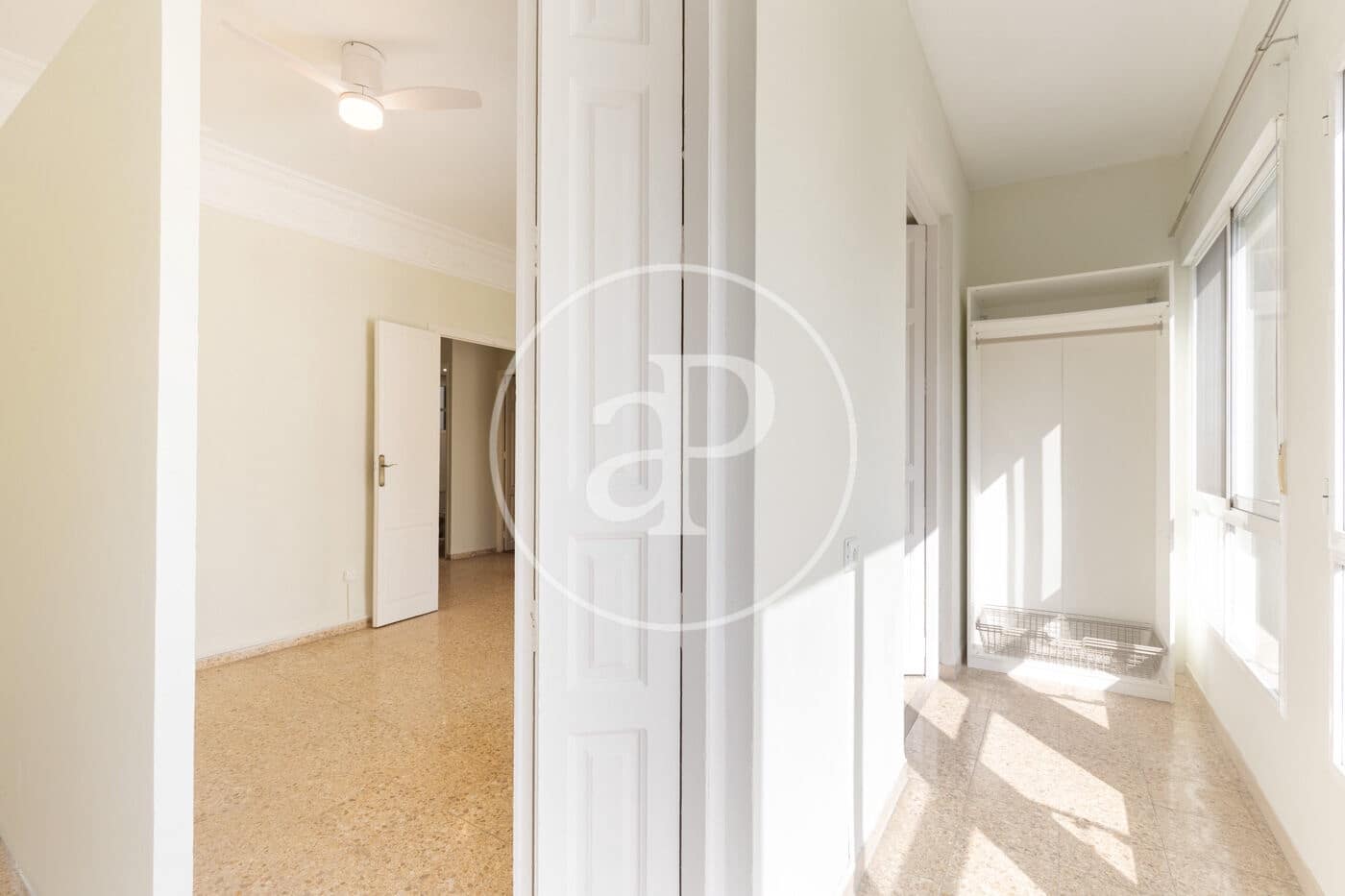 4 bedroom Apartment for rent in Valencia city - € 2,300 (Ref: 10044909)