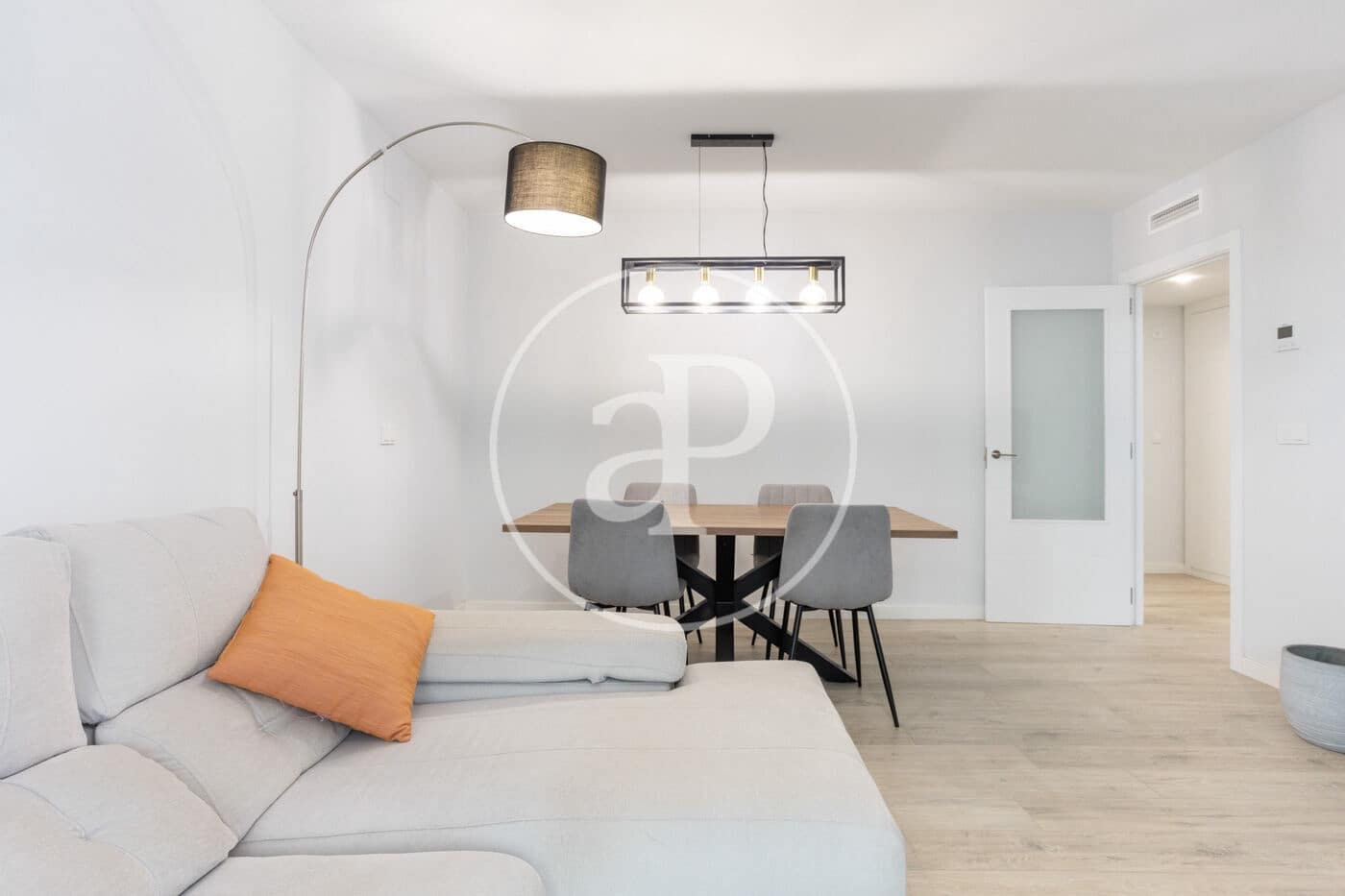 3 makuuhuone Huoneisto myytävänä paikassa Valencia kaupunki mukana uima-altaan - 630 000 € (Ref: 10047430)