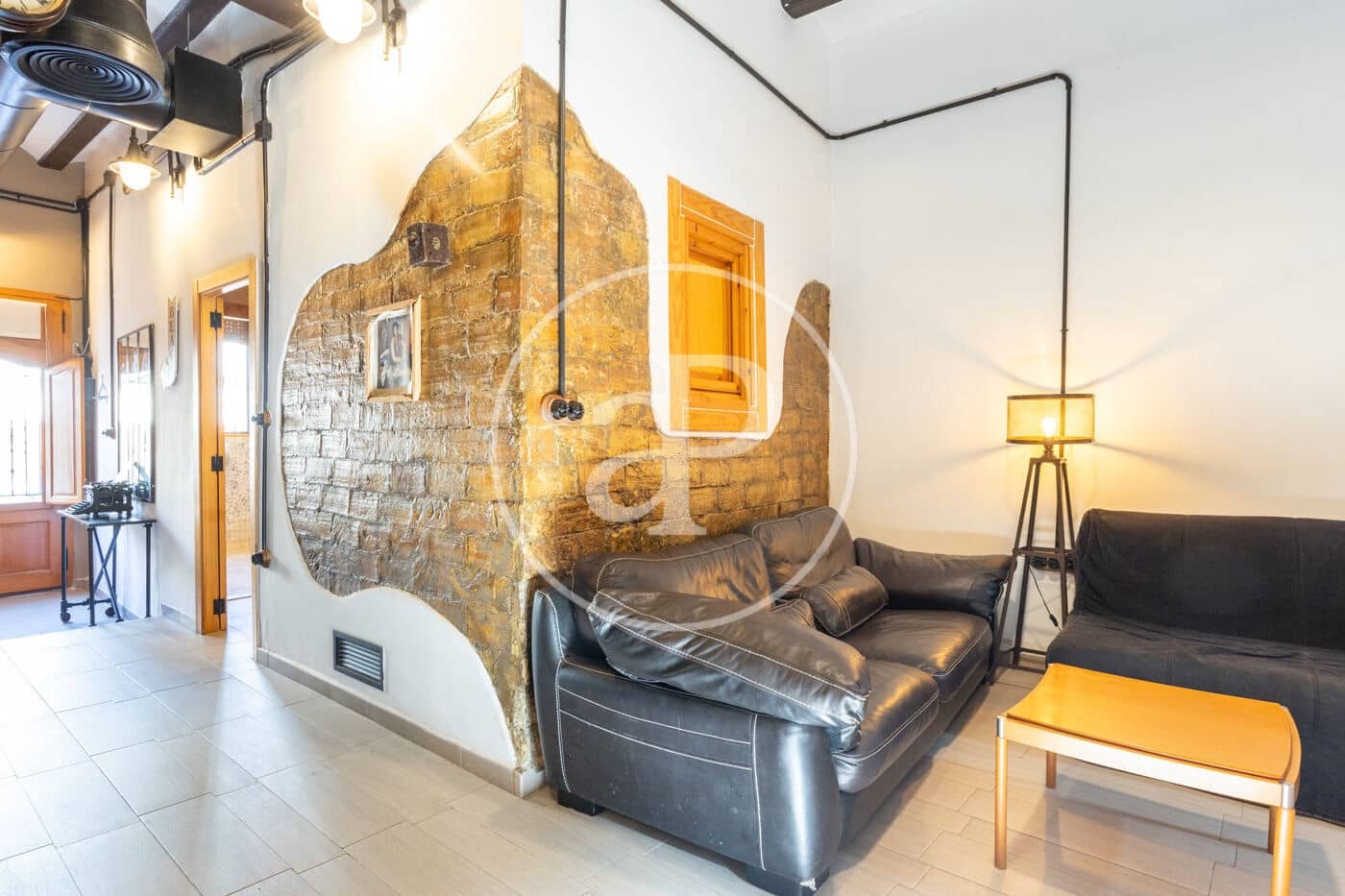 Chalet de 8 habitaciones en València ciudad en venta - 879.000 € (Ref: 10049408)