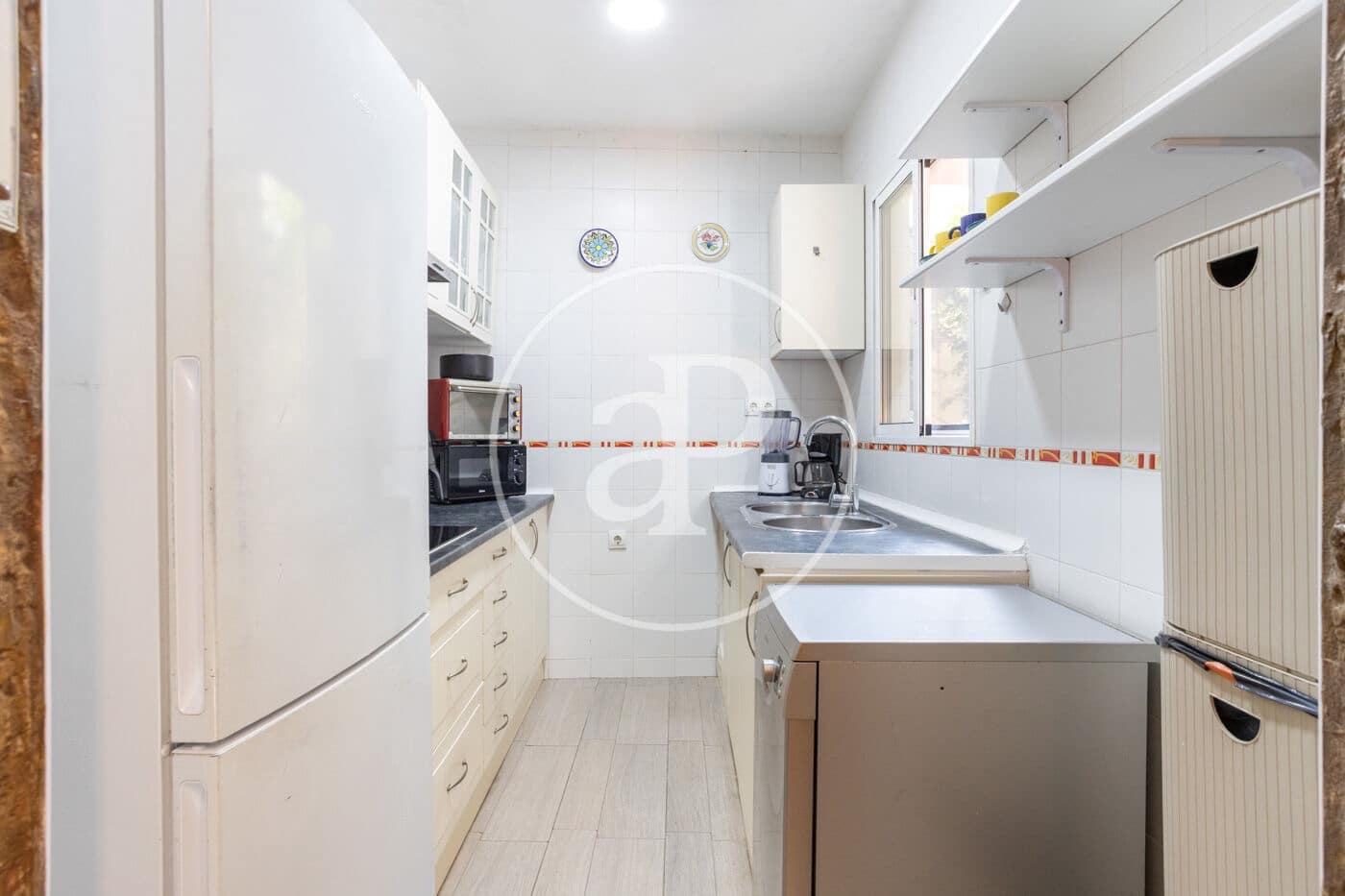 Chalet de 8 habitaciones en València ciudad en venta - 879.000 € (Ref: 10049408)