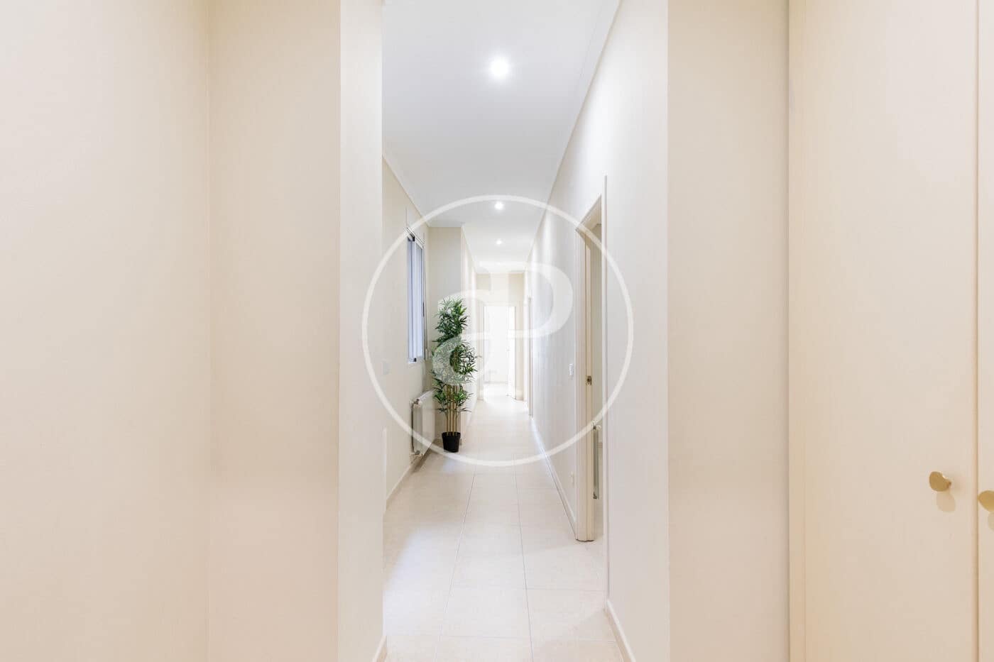 2 camera da letto Appartamento da affittare in Valencia citta - 1.700 € (Rif: 10049409)