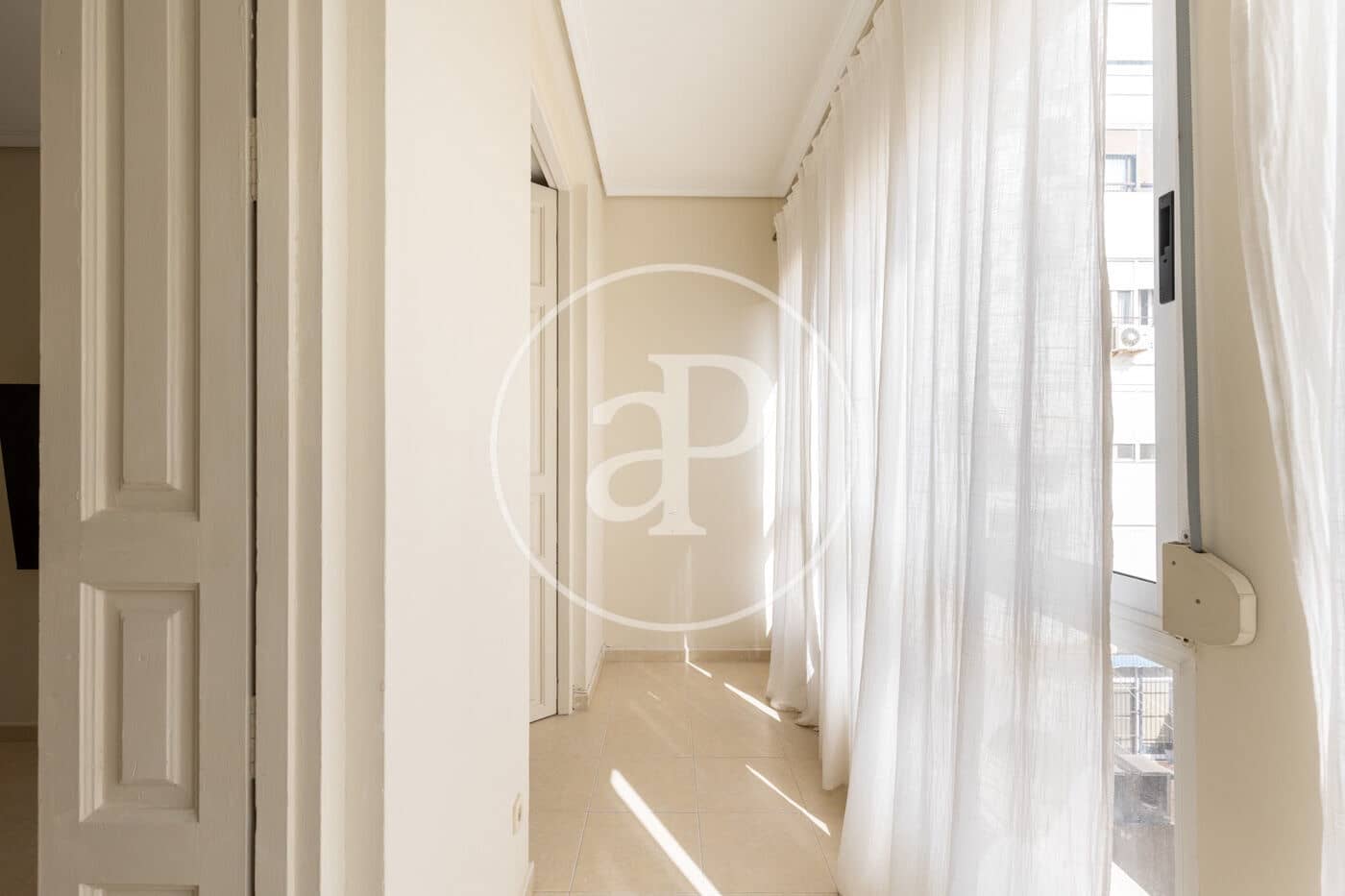 2 camera da letto Appartamento da affittare in Valencia citta - 1.700 € (Rif: 10049409)