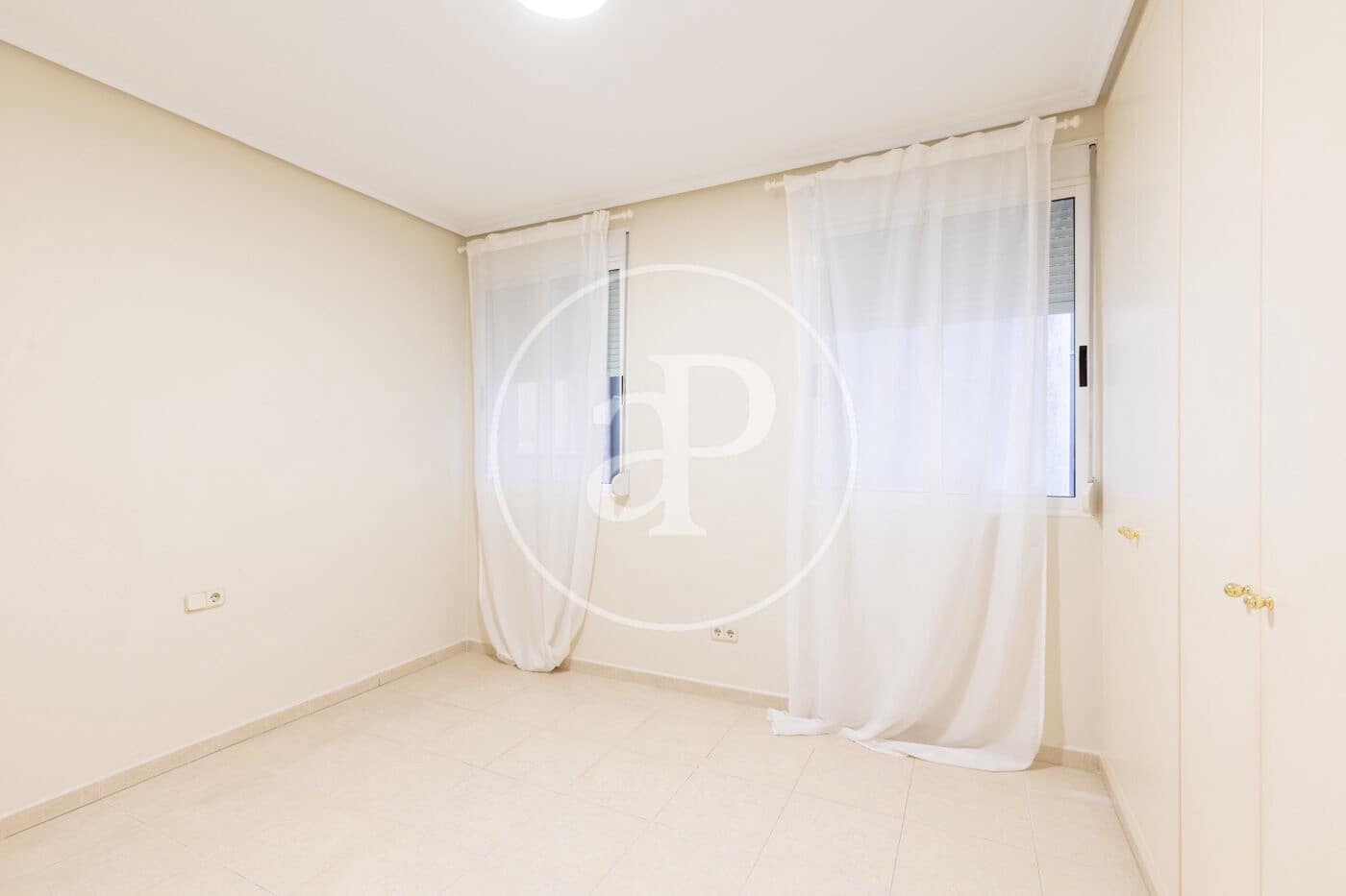 2 camera da letto Appartamento da affittare in Valencia citta - 1.700 € (Rif: 10049409)