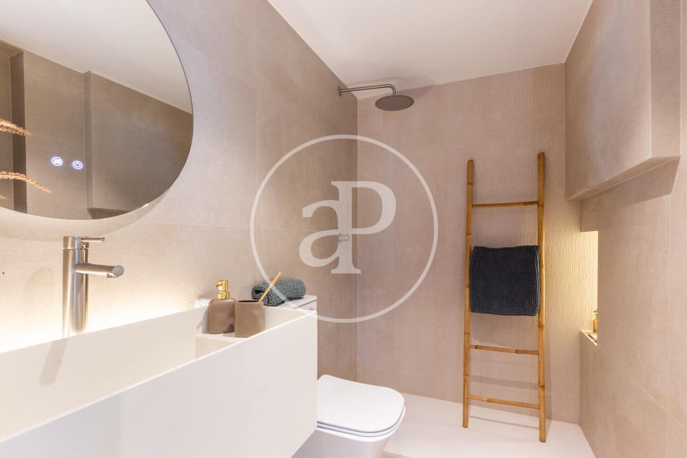 2 bedroom Apartment for sale in Valencia city - € 230,000 (Ref: 10055417)