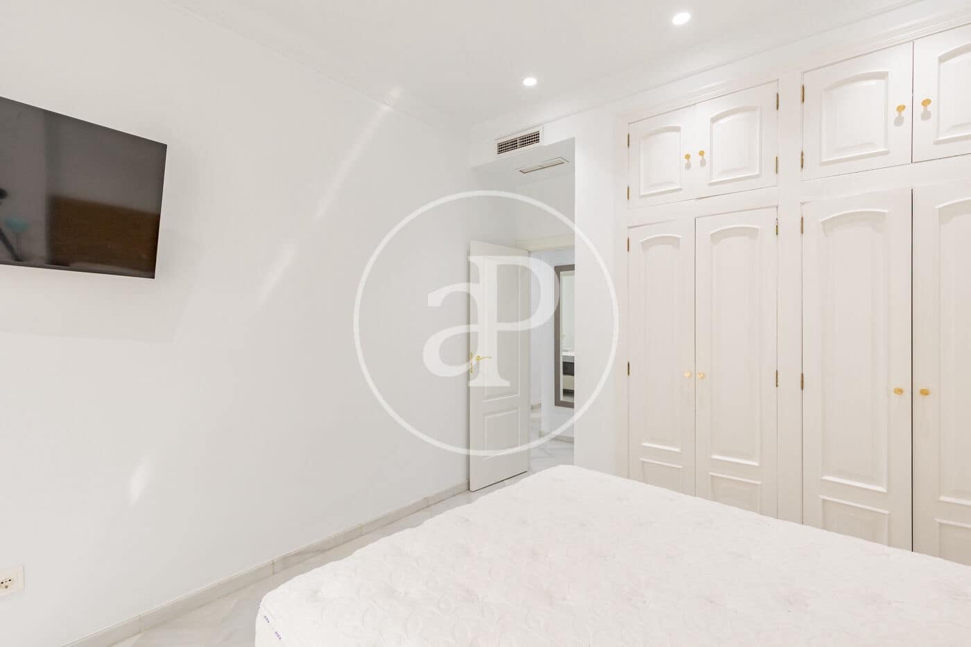 2 camera da letto Appartamento da affittare in Valencia citta - 1.800 € (Rif: 10055418)