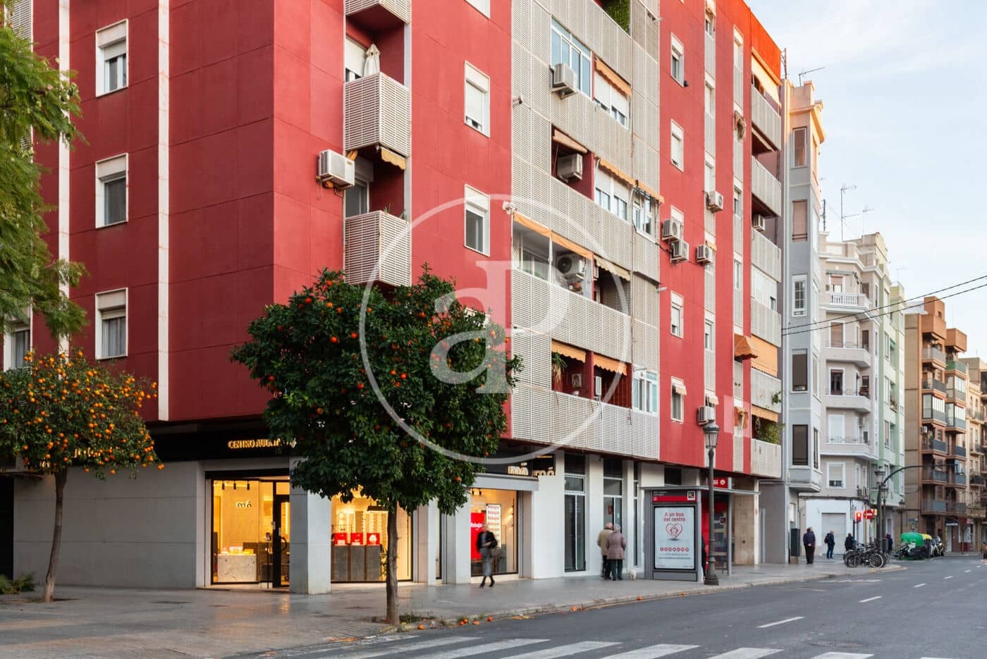 3 sovrum Lägenhet att hyra i Valencia stad - 1 700 € (Ref: 10055421)