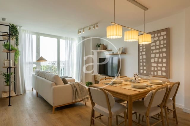3 bedroom Apartment for rent in El Grau, Valencia city - € 2,250 (Ref: 10059245)