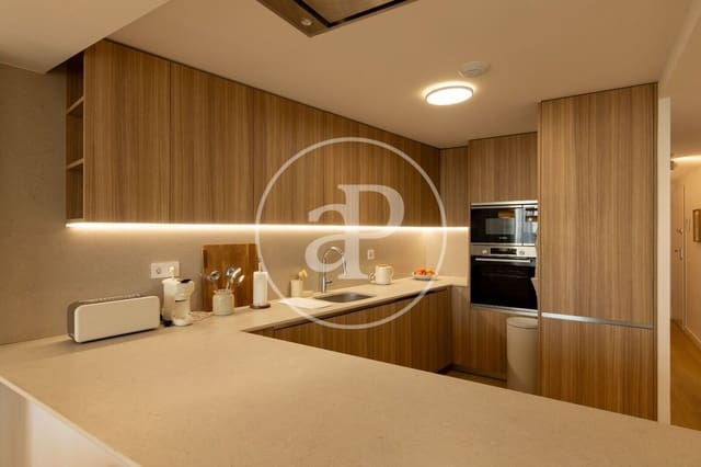 3 bedroom Apartment for rent in El Grau, Valencia city - € 2,250 (Ref: 10059245)