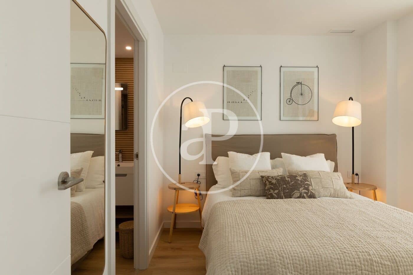 3 bedroom Apartment for rent in Valencia city - € 2,250 (Ref: 10059245)