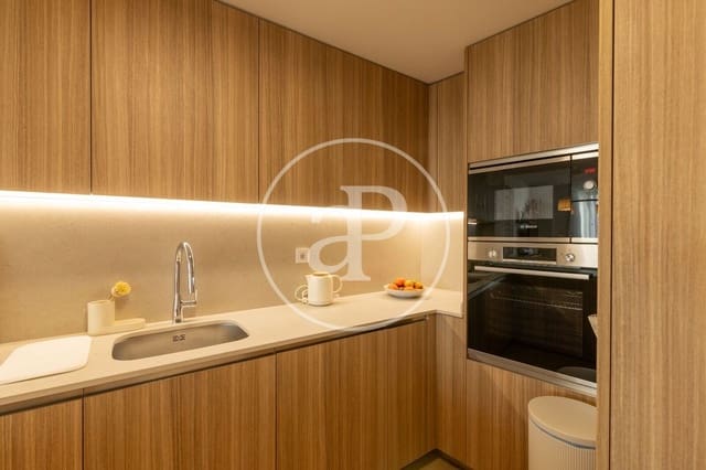 3 bedroom Apartment for rent in El Grau, Valencia city - € 2,250 (Ref: 10059245)