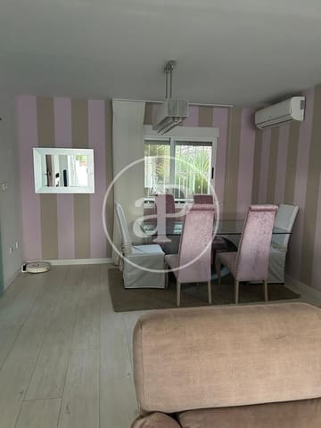 Apartamento de 4 habitaciones en Riba-roja de Túria en alquiler con piscina garaje - 2.700 € (Ref: 10062095)