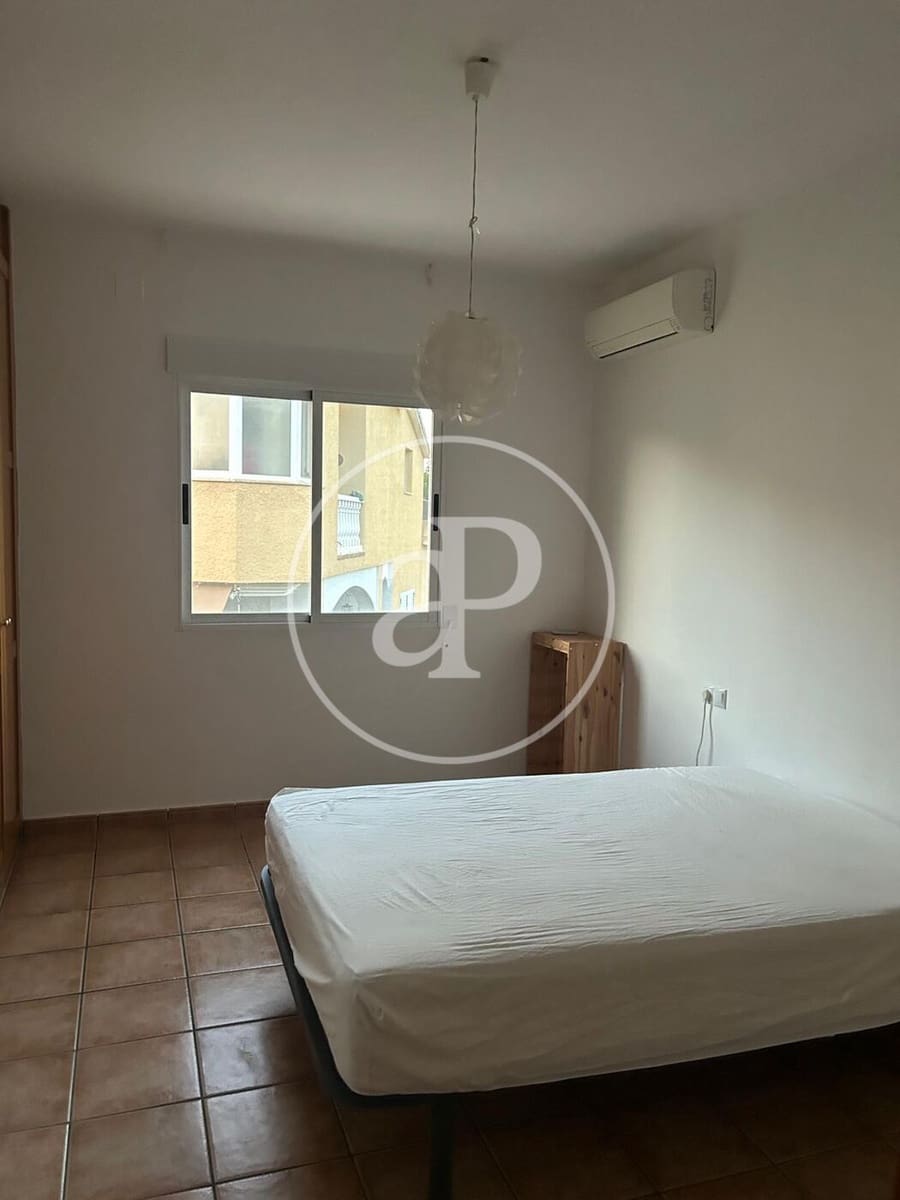 Apartamento de 4 habitaciones en Riba-roja de Túria en alquiler con piscina garaje - 2.700 € (Ref: 10062095)